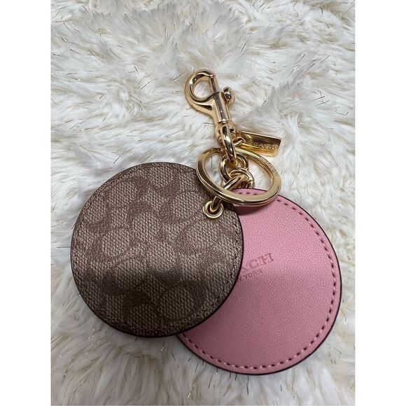 🌹🌹New! || Coach Mirror Bag Charm Keychain Msrp:$78.00 - Picture 1 of 4